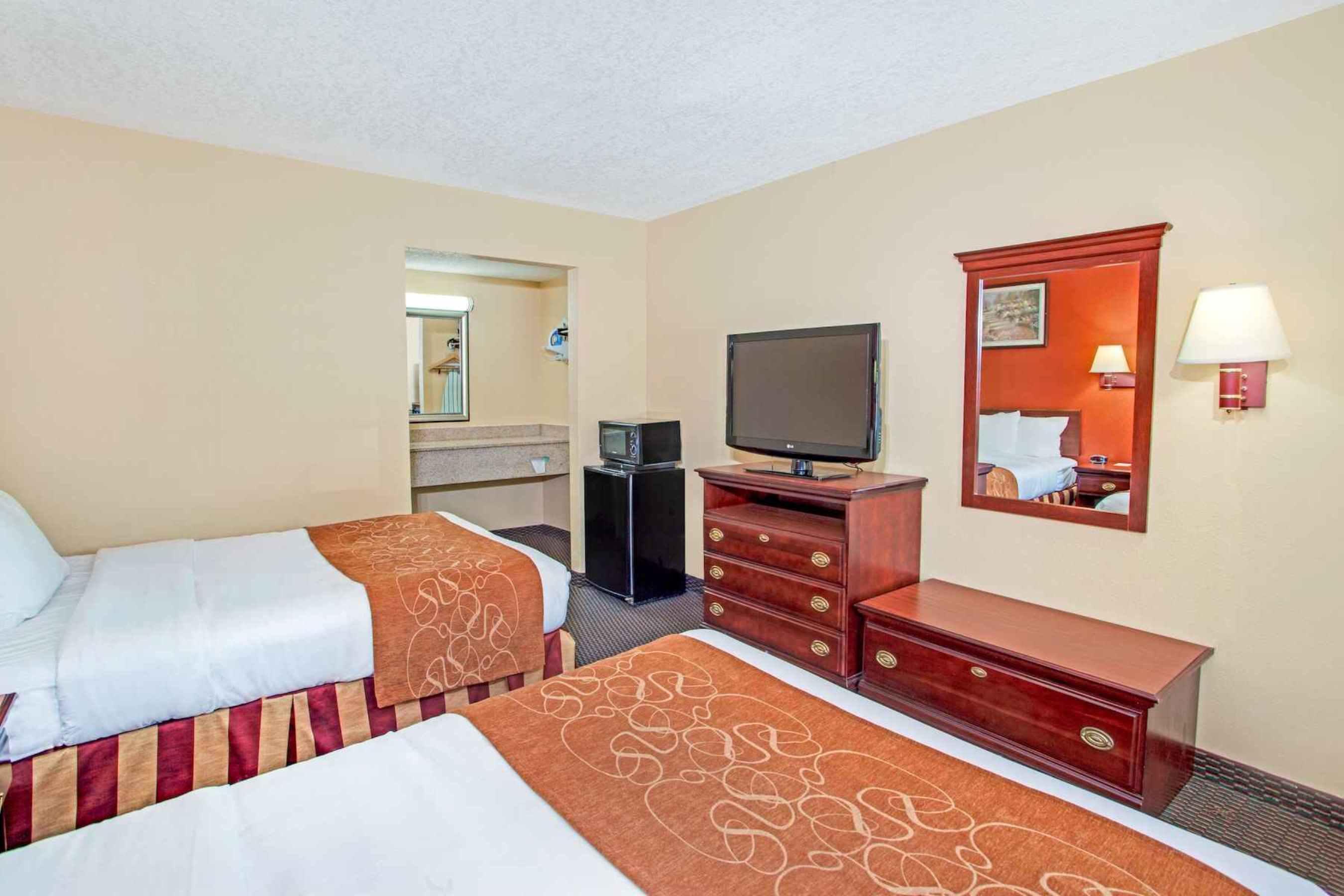 Travelodge By Wyndham Canton-Livonia Area, Mi מראה חיצוני תמונה