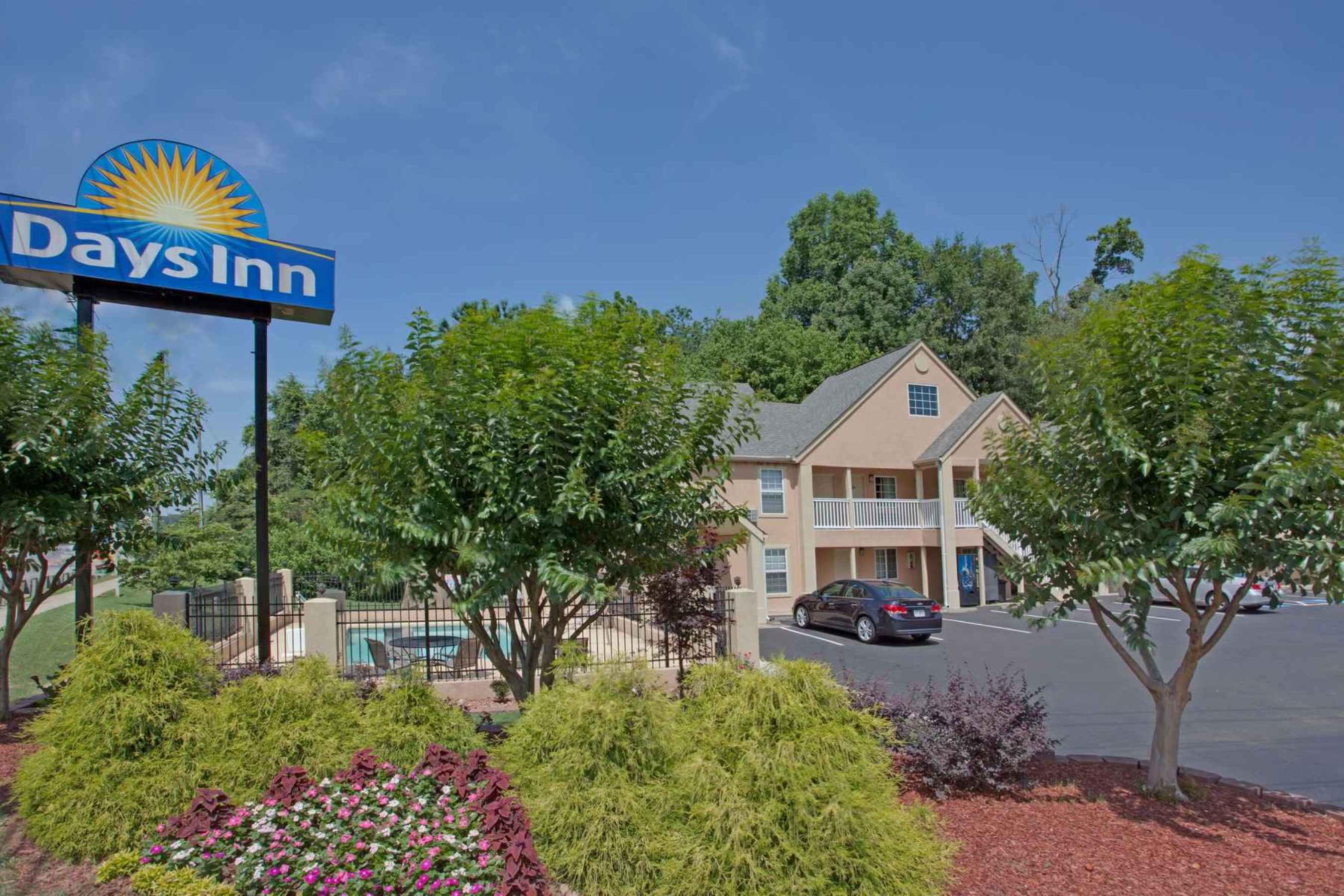 Travelodge By Wyndham Canton-Livonia Area, Mi מראה חיצוני תמונה