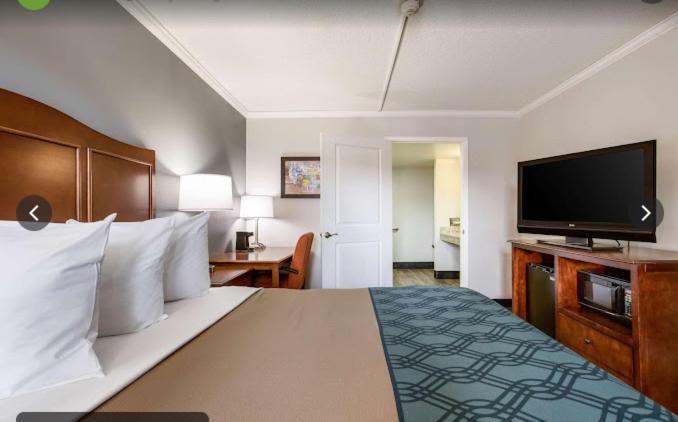 Travelodge By Wyndham Canton-Livonia Area, Mi מראה חיצוני תמונה