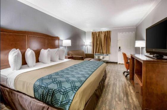 Travelodge By Wyndham Canton-Livonia Area, Mi מראה חיצוני תמונה