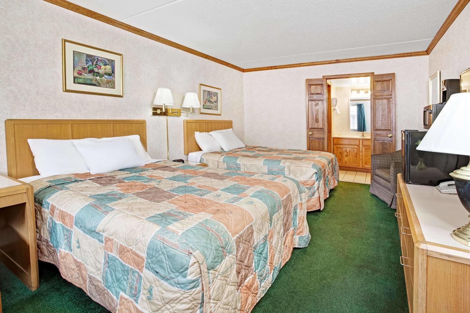 Travelodge By Wyndham Canton-Livonia Area, Mi מראה חיצוני תמונה